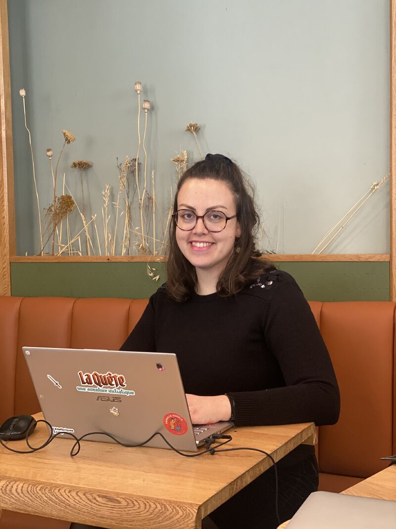 🎉 Grande nouvelle ! Je suis ravie de vous annoncer la sortie de mon guide d’auto-coaching : « Ciao Procrastination » !