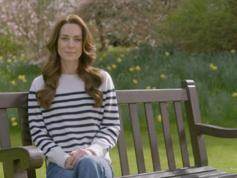 Ce qu’il faut retenir de cette vidéo, même si tu t’en carres de la famille royale :